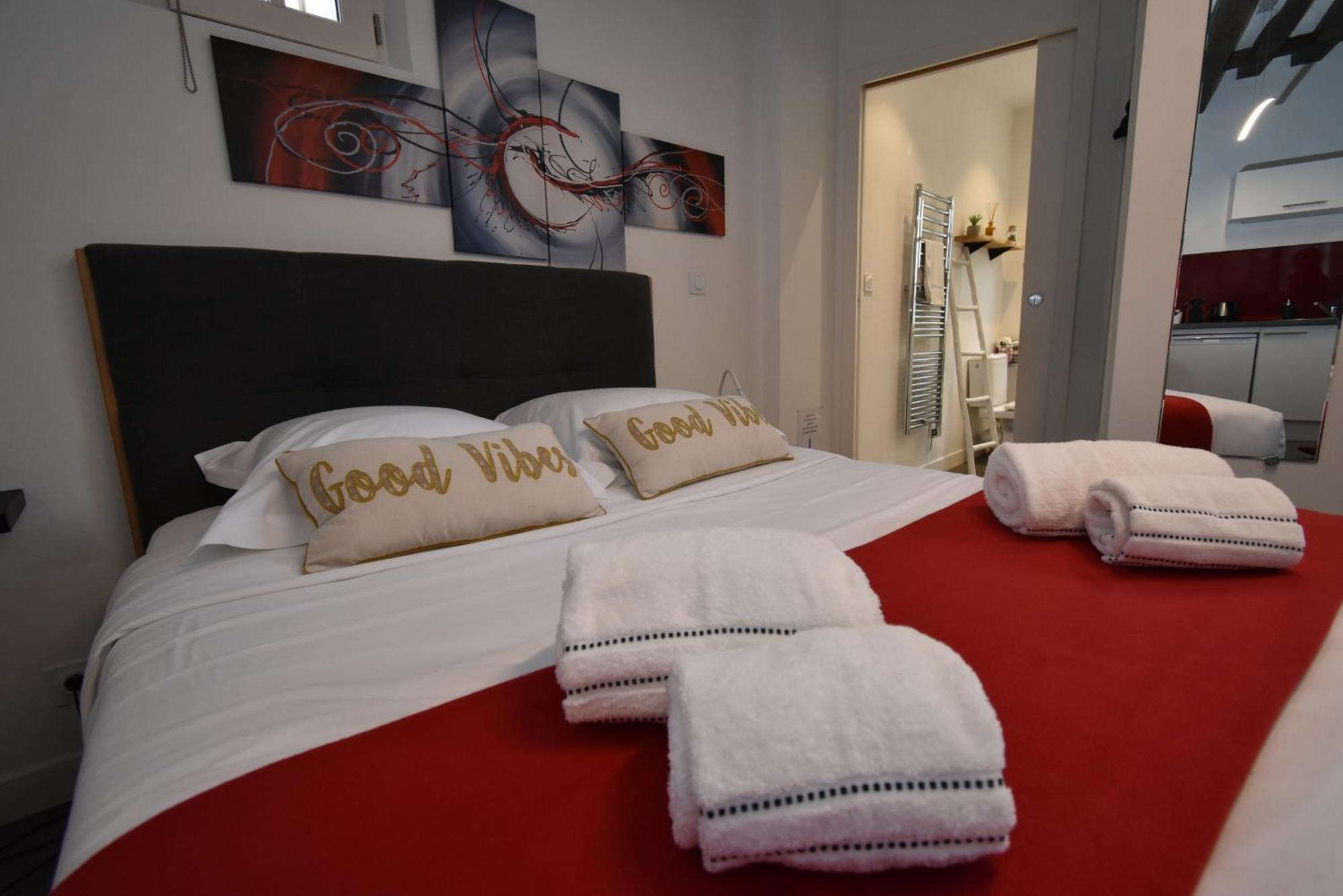Appartement Le Saint-aignan, Nuits-chartraines, Parking Privé, 3 étoiles